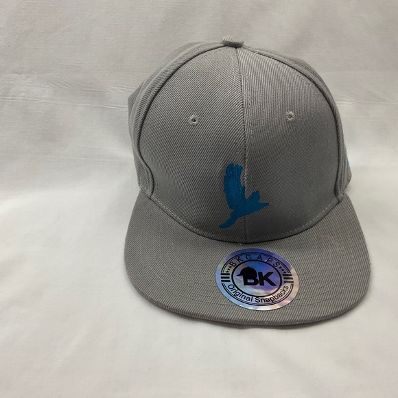 Avua Hat - Picture 1 of 5